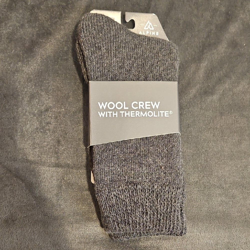 NWT Alpine Design Wool Crew Socks W Thermolite Womens M 8-10